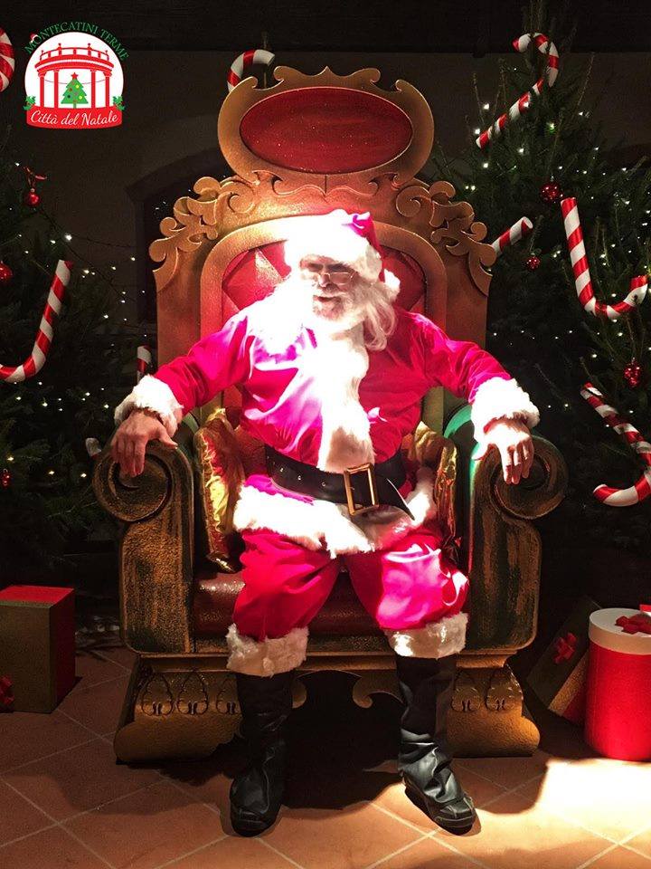 Santa Claus Casa Di Babbo Natale.Casa Di Babbo Natale Citta Del Natale Elfolandia Montecatini Terme